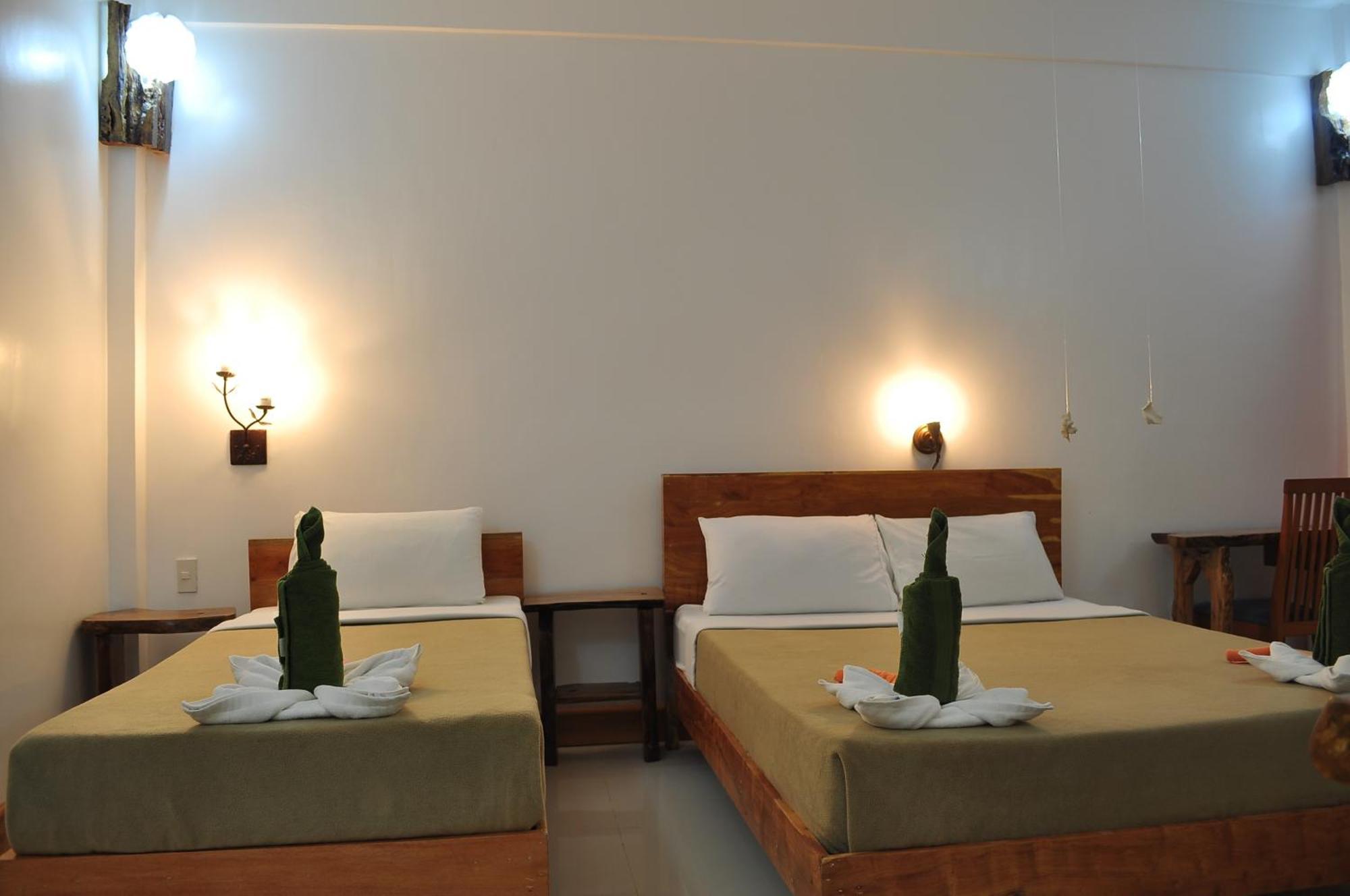 Cocoloco Beach Resort Manoc-Manoc Phòng bức ảnh